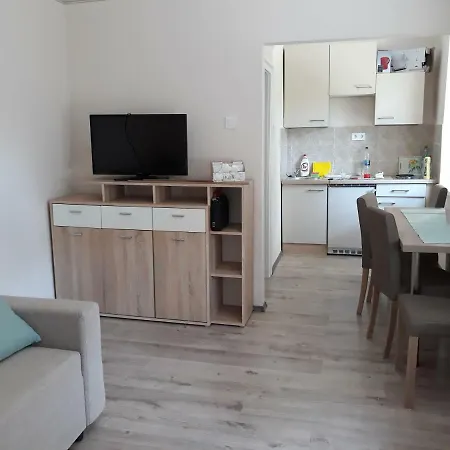 Mango Apartman 아파트